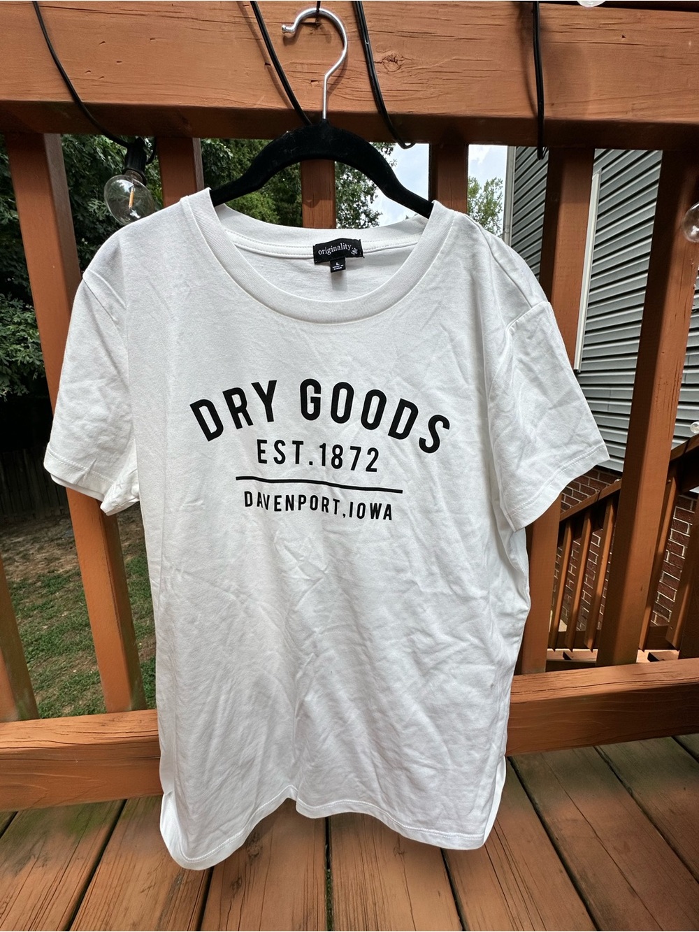 Dry Goods White Graphic Tee by Originality